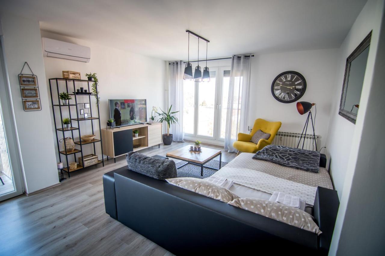 Sky Apartment *